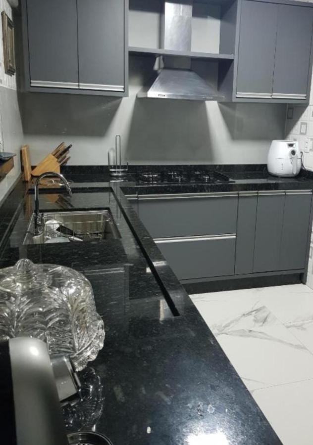 Apartamento Apto Centro 200 Mts Atlantico Shopping E Balneário Camboriú
